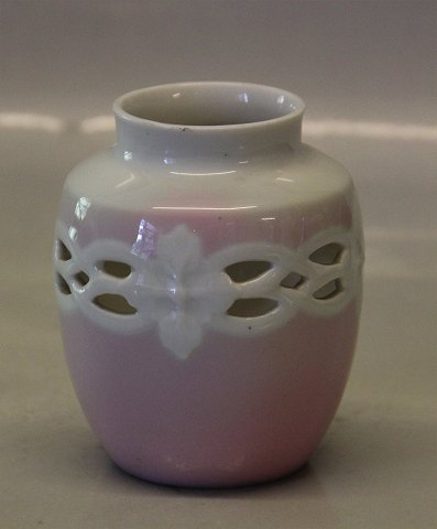Bing & Grøndahl B&G 3215D-69 Pink gennembrudt Art Nouveau vase 8 cm Signeret MS  
Marie Smith