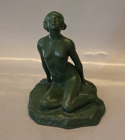 Ipsen Danish Art Pottery 1843-1955 71 II B Krokus - nude girl 20 x 17 cm Alice 
Nordin
