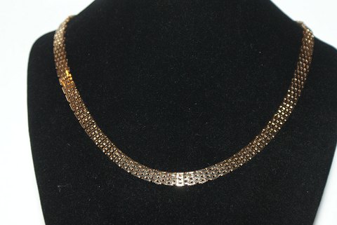 Necklace brick 7 rows, 14 carat gold