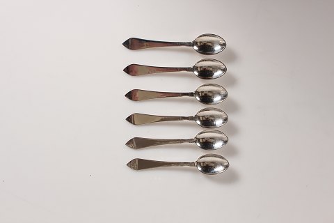 Georg Jensen
Continental
Coffeespoons
L 11 cm