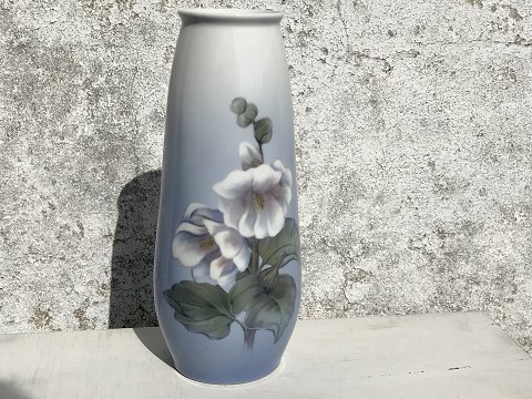Royal Copenhagen
Vase
# 263/184
*600DKK