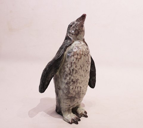Stoneware figure in the shape of a penguin, numbered 4820, by Michael Andersen 
and Son.
5000m2 showroom.
