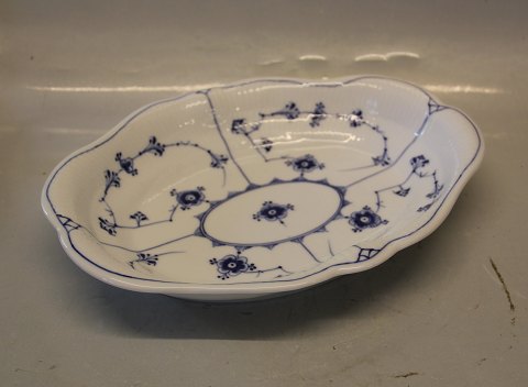Blue Fluted Danish Porcelain  388-1 Bread tray, oval 24.5 x 31 cm

