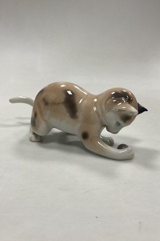 Bing and Grondahl Figurine - Cat Playing with  Ball No. 1799