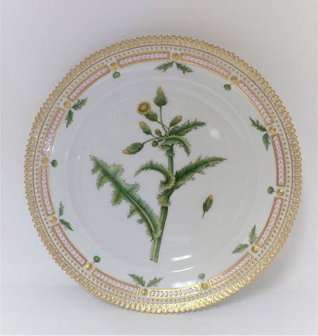 Royal Copenhagen Flora Danica. Lunch plate. Design # 3550. Diameter 22 cm. (1 
quality). Sonchus asper Vill