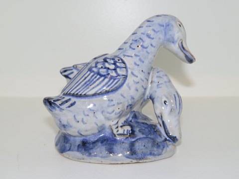Hjorth Art Pottery figurine
Two blue ducks