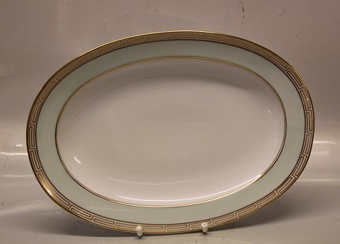Marstrand B&G porcelæn  Hvidt porcelæn, antik græsk kantet guldbort på grøn kant 
016 Ovalt stegefad 33,5 x 23.5 cm (316)