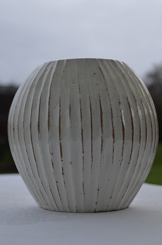 Stor hvid glaseret vase