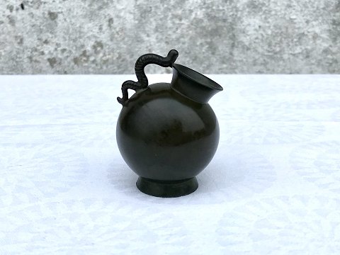 Just Andersen
Ball Vase with snake
* 475kr