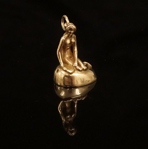 Bernhard Hertz: Die kleine Meerjungfrau, 14kt 
Gold. H: 2,5cm