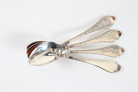 Bernstorff Cutlery
Soup Spoons
L 20,3 cm