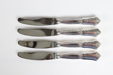 Louise Sølvbestik
NYE middagsknive
L 21 cm