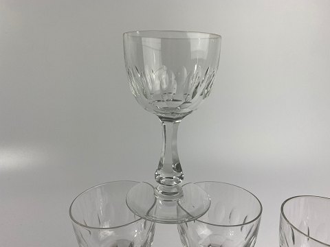 Derby white wine glass, 13 cm high, diameter 7 cm. Made at Holmegaard and other 
Danish glassworks