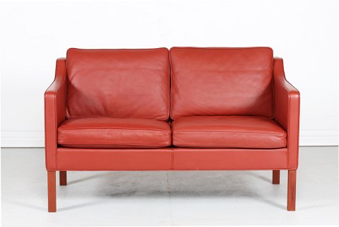 Børge Mogensen
Sofa 2322 with
red brown leather