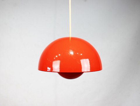 Rød Flowerpot - Model VP1 - Pendel 
 - Verner Panton - 1970
