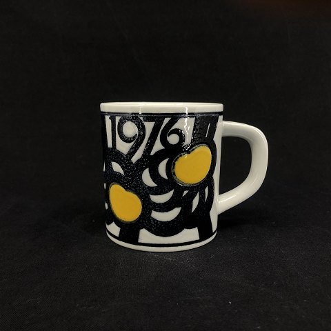 Royal Copenhagen small year mug 1976
