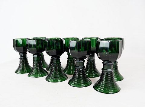Set of ten dark green Rømer glass, in great used condition from the 1920s.
5000m2 showroom.
