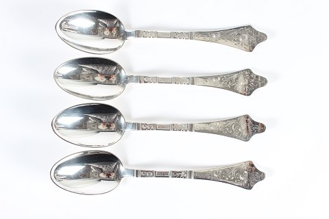 Antik Rococo Silver Flatvare
Soup spoons
L 21,5 cm