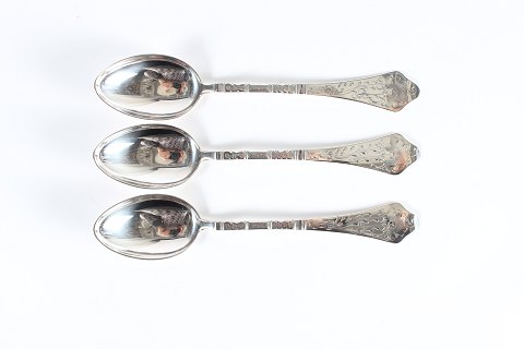 Antik Rococo Silver Flatvare
Large dessert spoon
L 18 cm