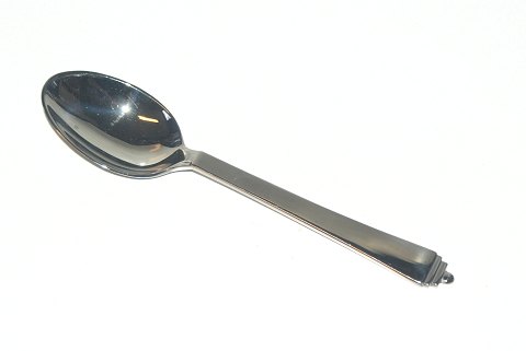 Pyramid Dinner Spoon # 11 Steel
Produced by Georg Jensen.