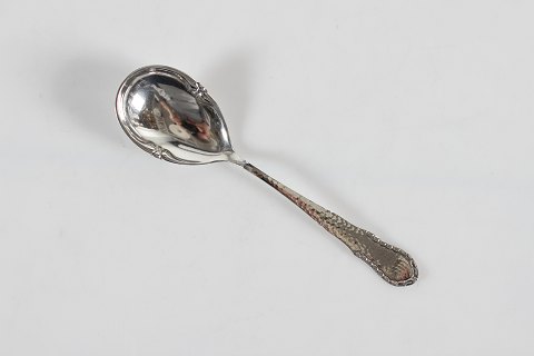 Dagmar Silver Cutlery
Dessert serving spoon
L 17 cm
