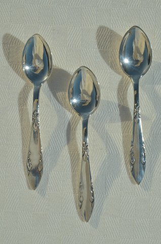 Danish silver cutlery  Delt lilje Salt spoon