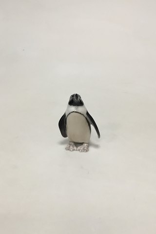 Bing and Grondahl Figurine of Penguin No. 1821