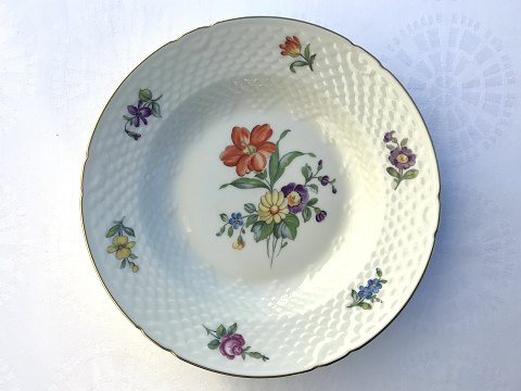 Bing & Grondahl
Saxon flower
Small deep plate
# 24
* 125kr
