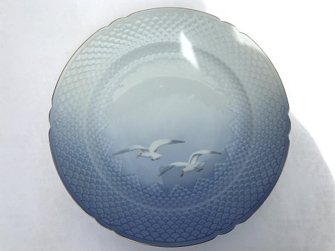 Bing & Grondahl
Seagull with gold
Round dish
# 20
* 700kr