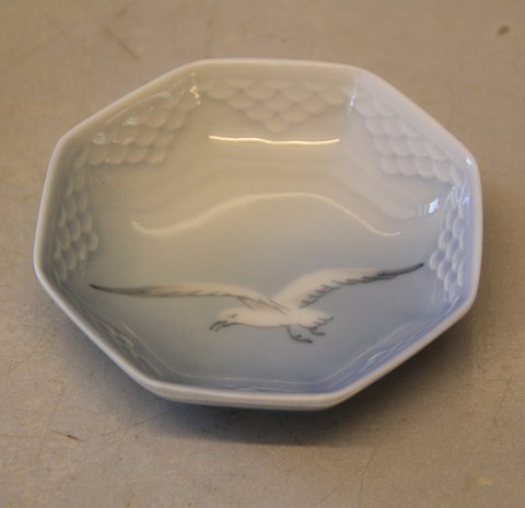 246 8-sided tray 9 cm (331) B&G Seagull Porcelain without gold