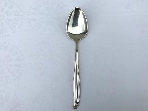 Silverplate
Columbine
Soup spoon
* 25kr