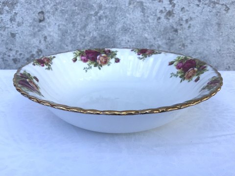 Royal Albert
Old country roses
Serving bowl
* 300 DKK