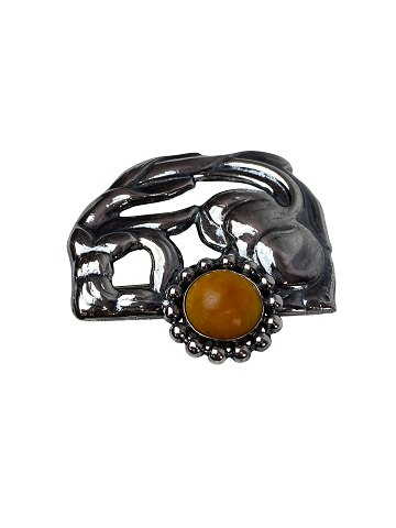 Brooch of 833 silver in the style of Art Nouveau with amber, stamped BH from the 
1930s. 
5000m2 showroom.
Great condition
