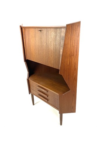Corner bar Cabinet - Teak Wood - Danish Design - 1960
Great condition
