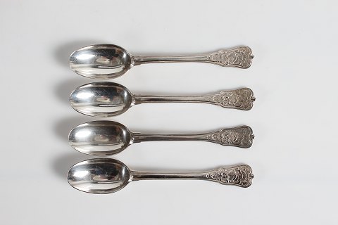 Rosenborg Silver Cutlery
A. Michelsen
Tea spoons
L 13,8 cm
