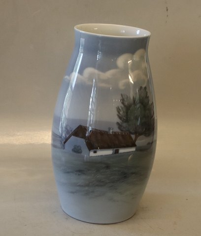 B&G 8790-244 Vase med bondegård 22 cm Bing & Grøndahl