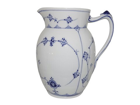 Blue Fluted Plain
Large milk pitcher 1 liter from 1898-1923