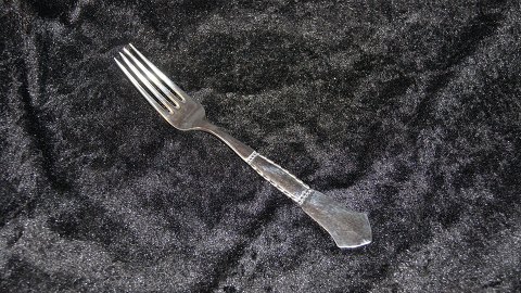 Dinner fork #Louise Sølvplet
Length 20 cm
Plastered and in good condition