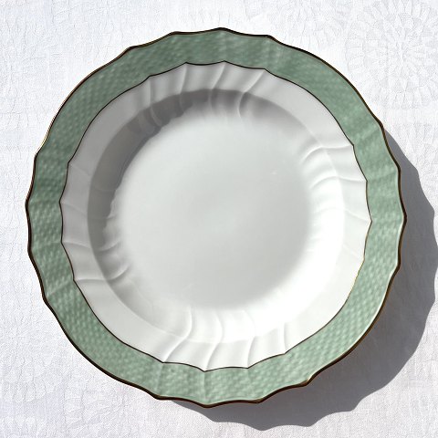 Royal Copenhagen
Green curved
Dinner plate
# 952/1621
* 250 DKK
