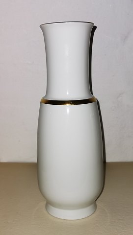 B&G Blanc de Chine vase in porcelain by Lisbeth Munch-Petersen