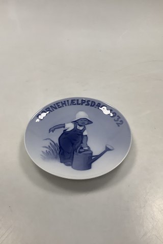 Royal Copenhagen Childrens Help Day plate from 1932