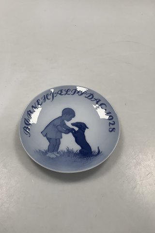 Royal Copenhagen Childrens Help Day plate from 1928