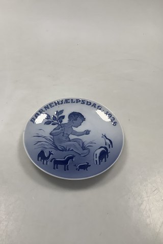 Royal Copenhagen Childrens Help Day plate from 1926