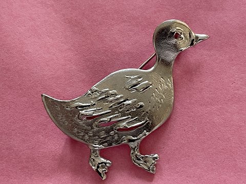 Toftegaard, fairy tale brooch, after "The Ugly Duckling" by Hans Christian 
Andersen, in 925 sterling silver