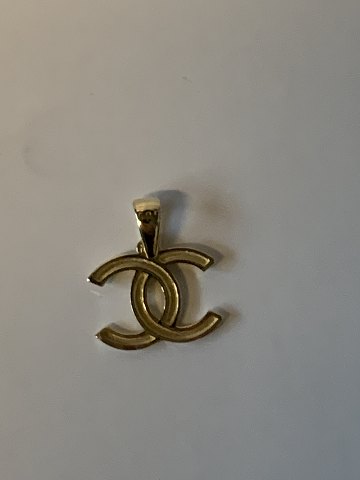 Pendant 14 carat Gold
Stamped 585
Height 16.98 mm
