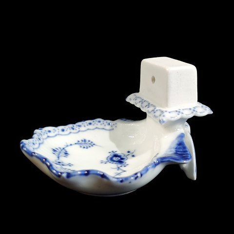 Royal Copenhagen, blue fluted half lace porcelain; a matchbox holder #546