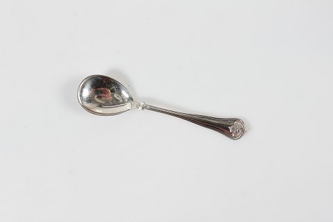 Saksisk Sølvbestik
Marmeladeske
L 14 cm