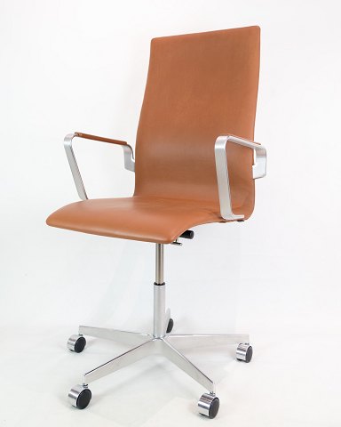 Arne Jacobsen Oxford office chair, cognac leather, Fritz Hansen
Great condition
