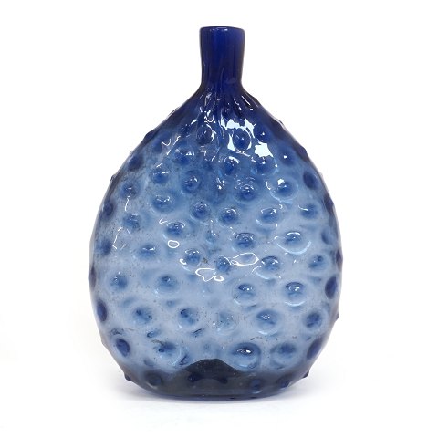 Small glass bottle Denmark circa 1860. H: 14,3cm