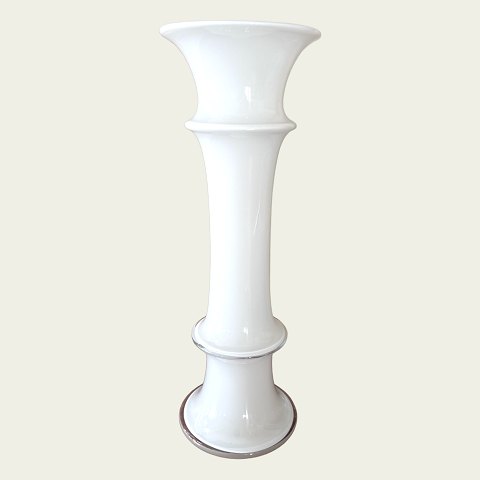Holmegaard
MB-Vase
opalweiß
*300 DKK